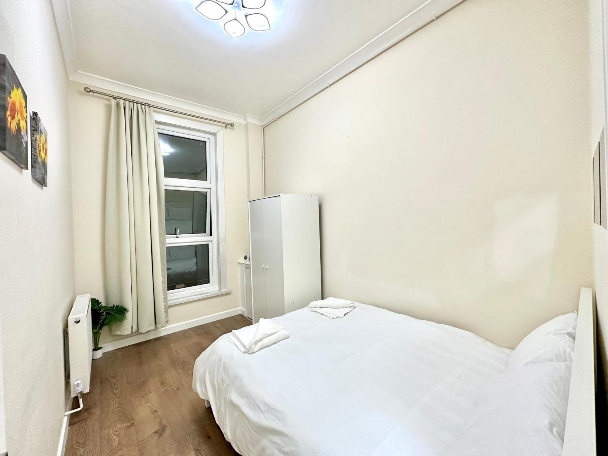 The Euston Guest House-64 Лондон Экстерьер фото